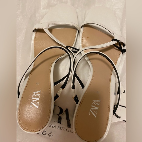 Brand New ZARA Sandal Size 6 - Picture 1 of 4
